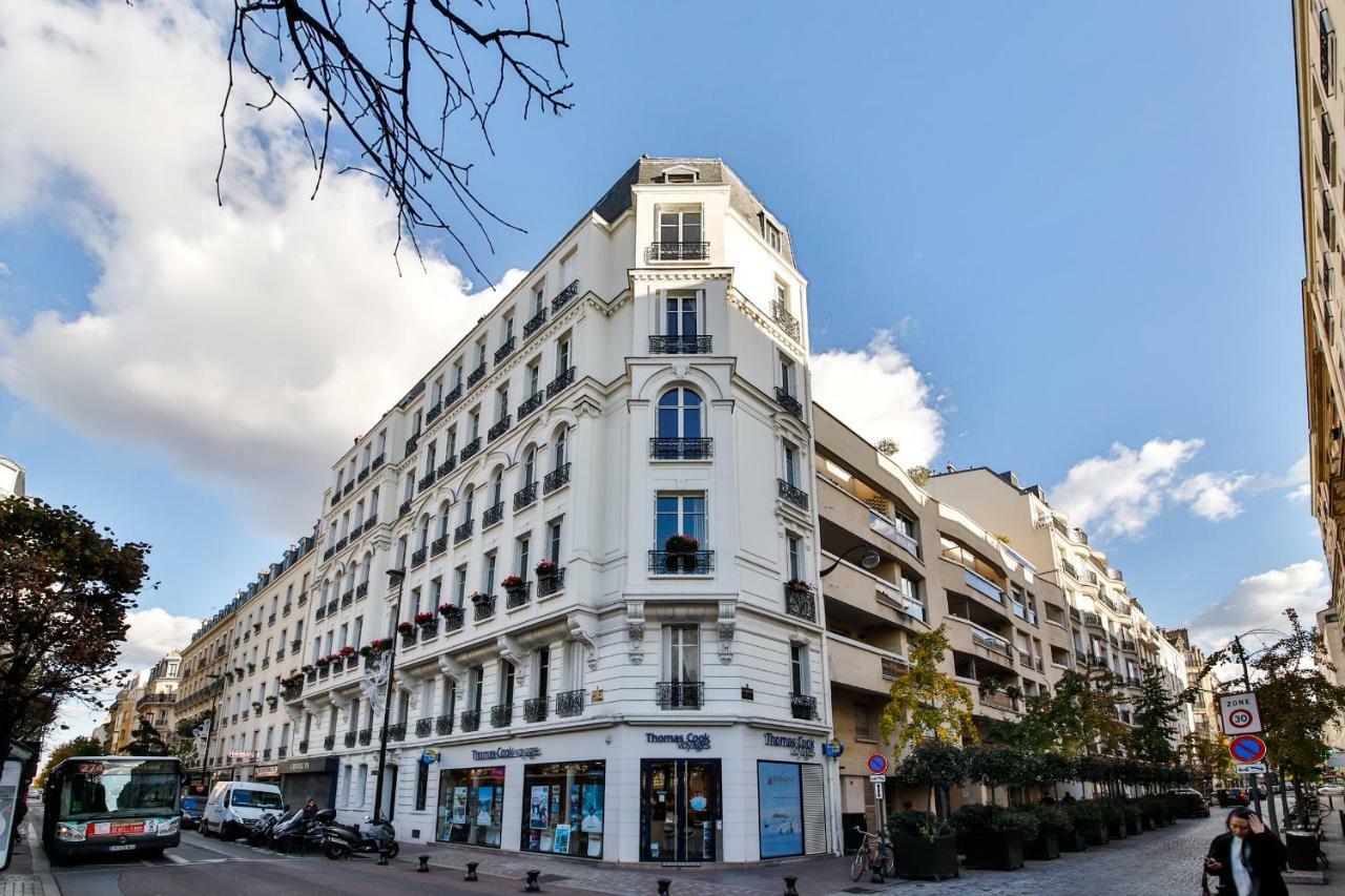 Hotel De Ville Levallois-Perret Exterior photo